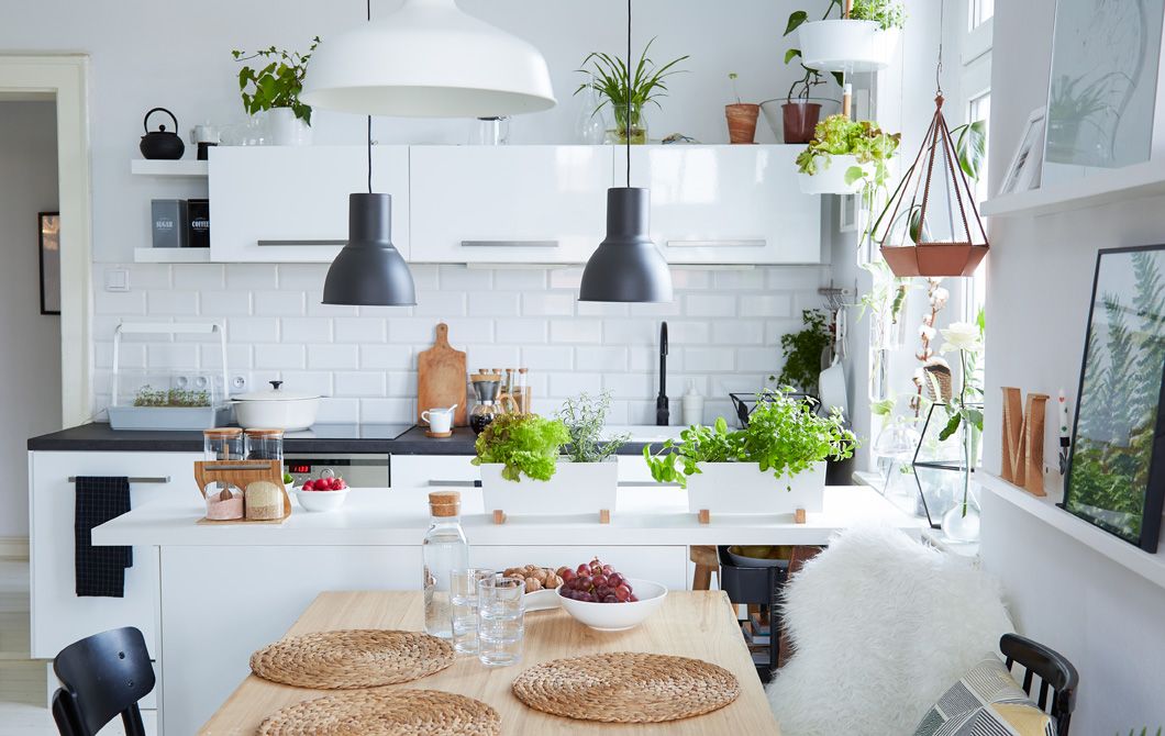 organize kitchen space