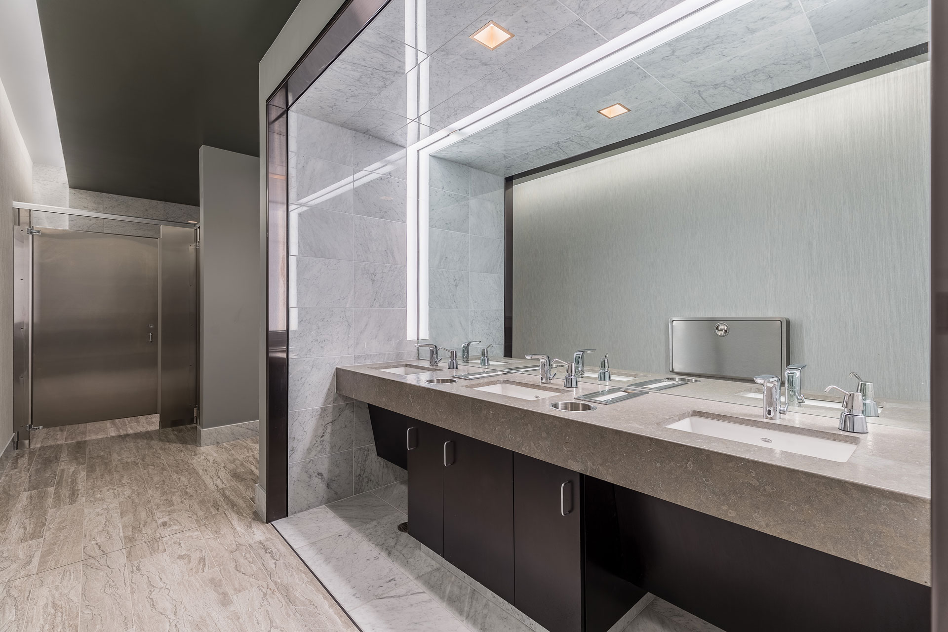 office bathroom design