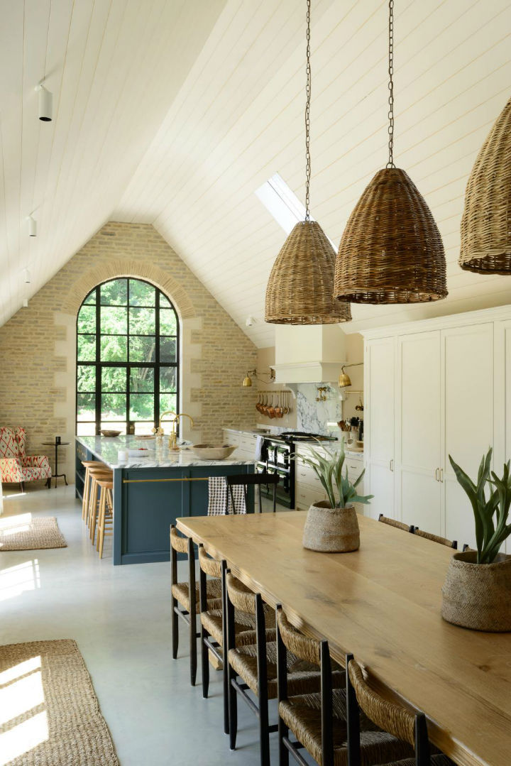 country kitchen design with vintage style