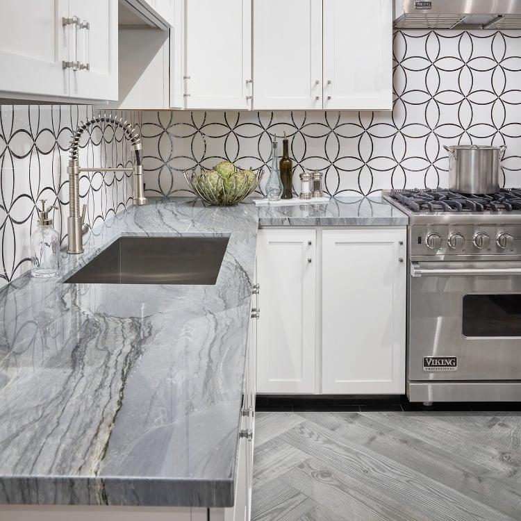 luxurious L shaped kitchen