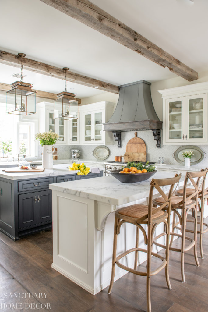 traditional farmhouse kitchen design
