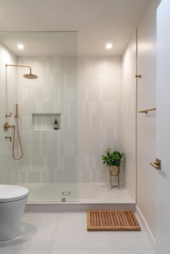 55 Bathroom Remodeling Ideas to Brighten Small Spaces, Modern