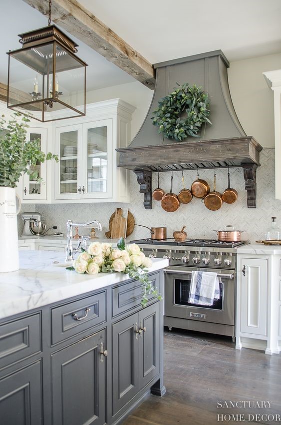 10 Ways to Style Your Kitchen Counter Like a Pro - Decoholic