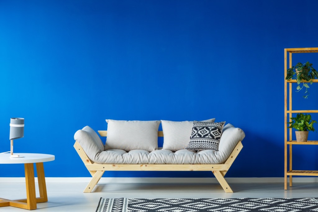 decorating mistakes - using bright hues on walls