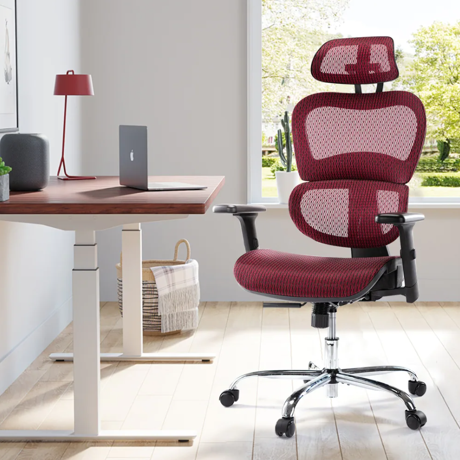 https://foyr.com/learn/wp-content/uploads/2022/02/work-from-home-essentials-ergonomic-chair.png