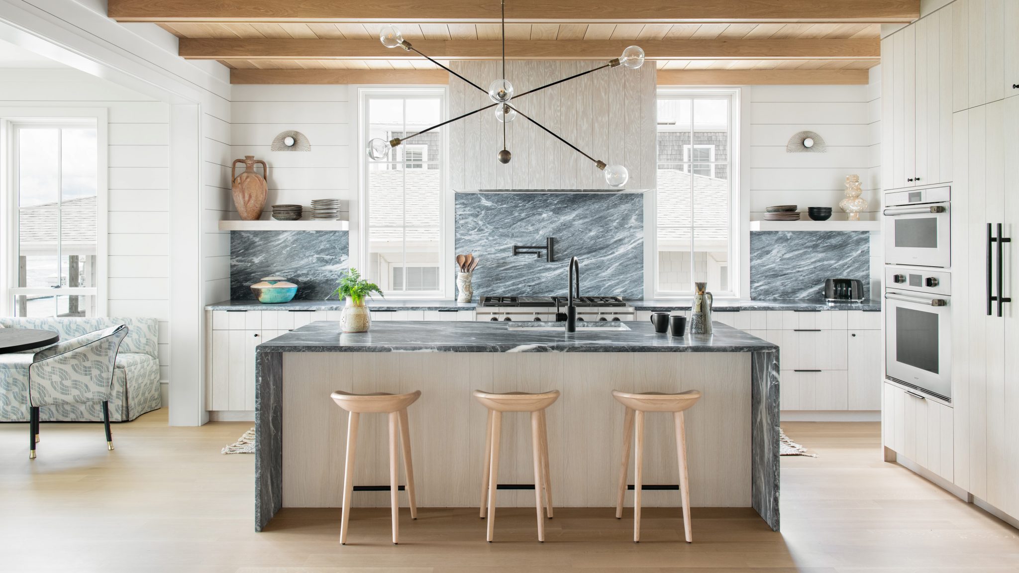 20 Gorgeous Ways to Add Reclaimed Wood to Your Kitchen