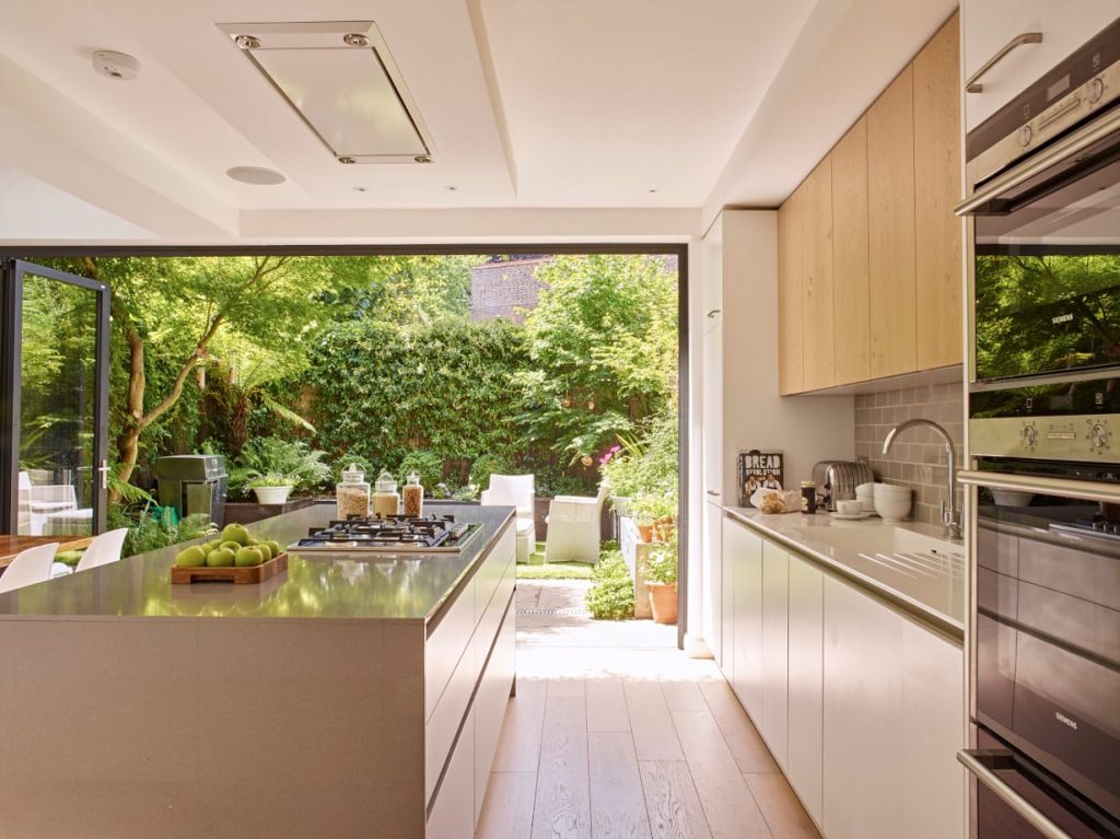 chic cupboards for outdoor kitchen