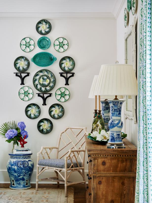 display collections in the right spots for traditional interior design