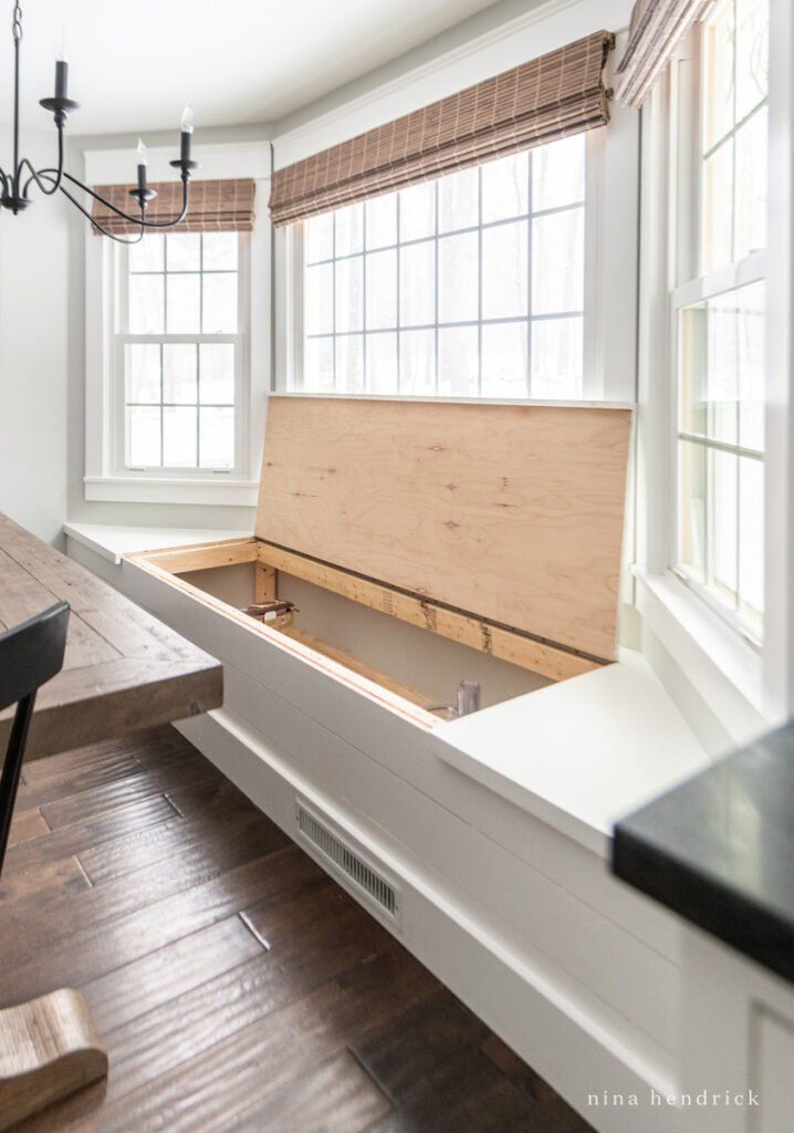 hidden storage bench - space saving furniture ideas