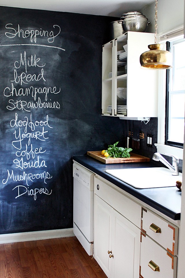 set up kitchen chalkboards