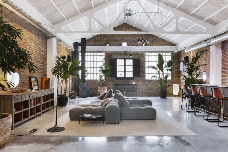 industrial interior design - finishing touches with decor ideas