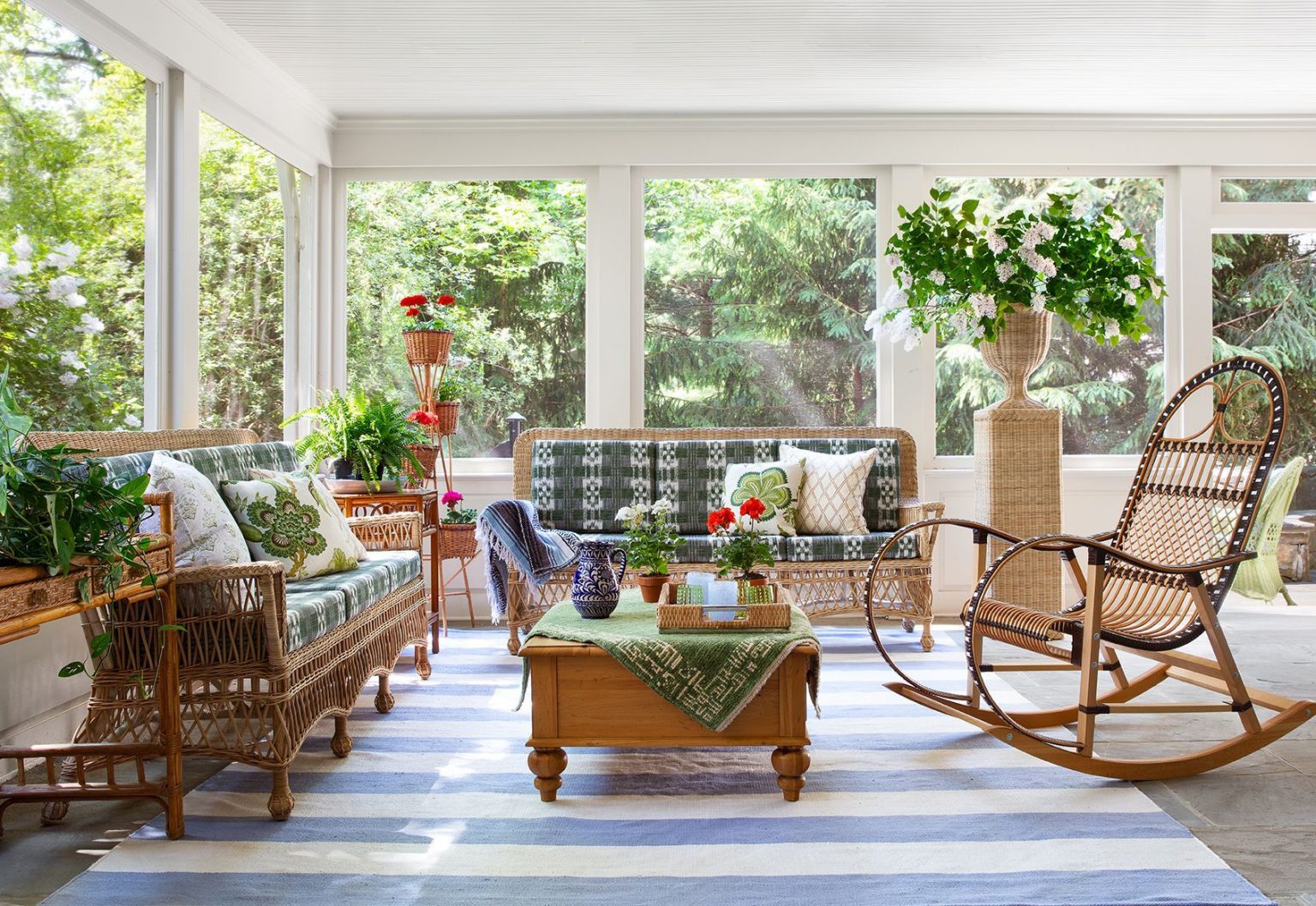 25 Amazing Sunroom Decorating Ideas for Brighten Your Space Foyr