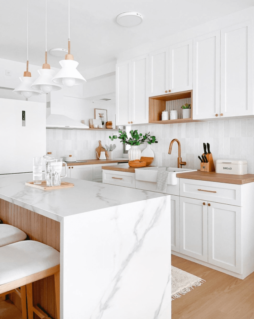 small kitchen ideas - white color