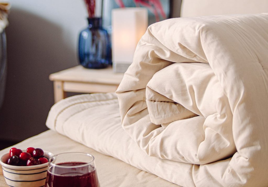 Wool Duvet vs Down Comforter Differences, Types, Pros & Cons Foyr