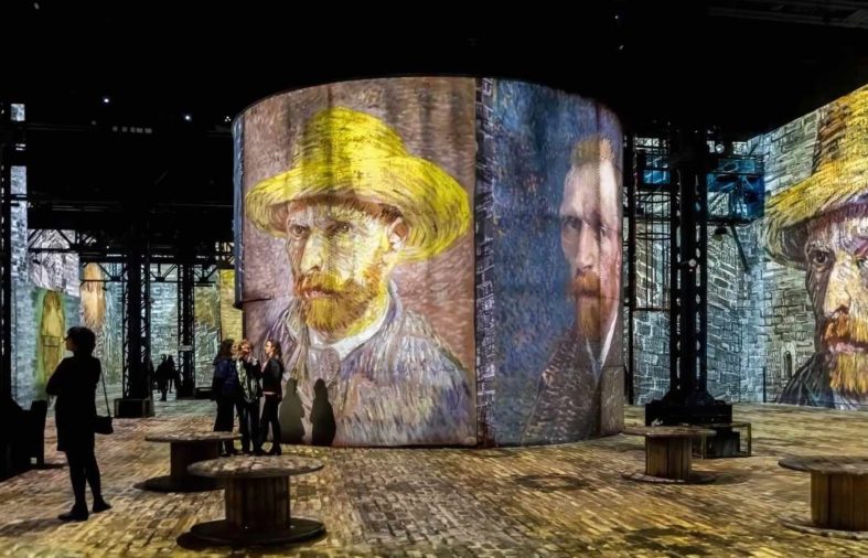 Illuminating Spaces: The Power of Projection Mapping in Interior Design and Architecture