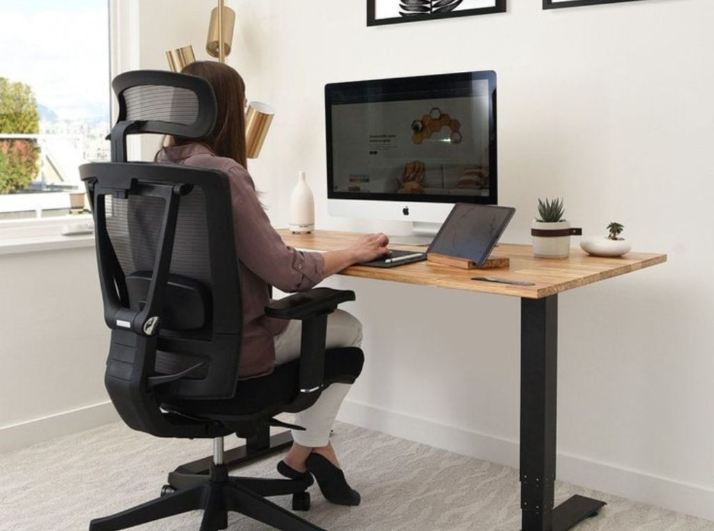 Adjustable ergonomic furniture for work and leisure